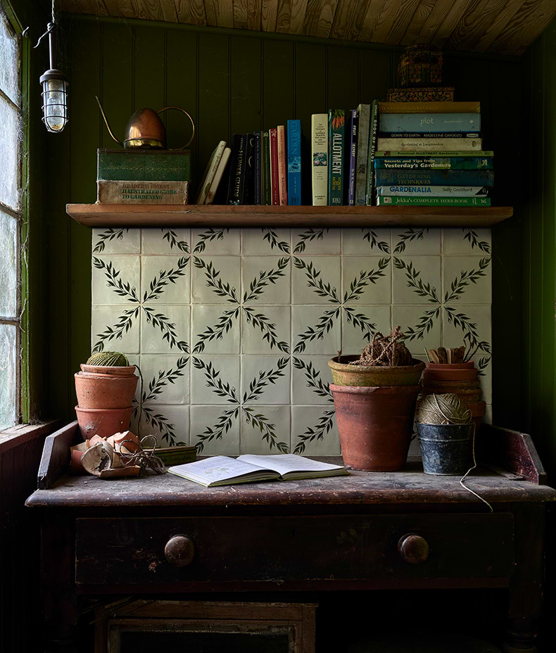 STUDIO Nonna's Kitchen Floreale Ceramic