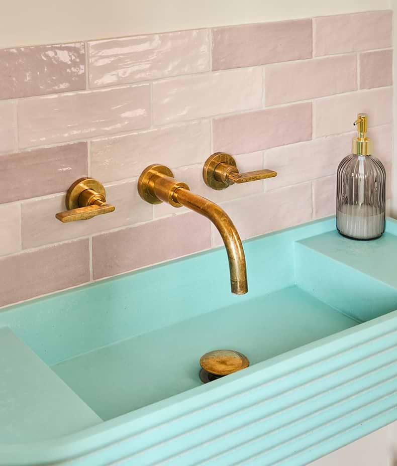Oasis Ceramic Pink Gloss