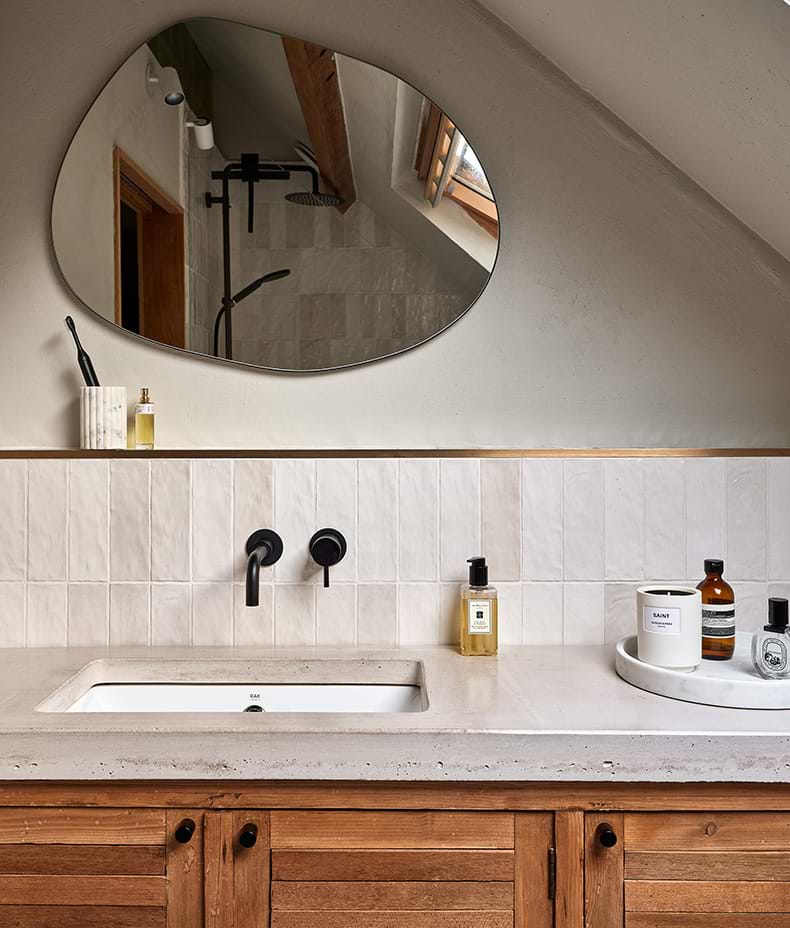 Oasis Ceramic White Gloss