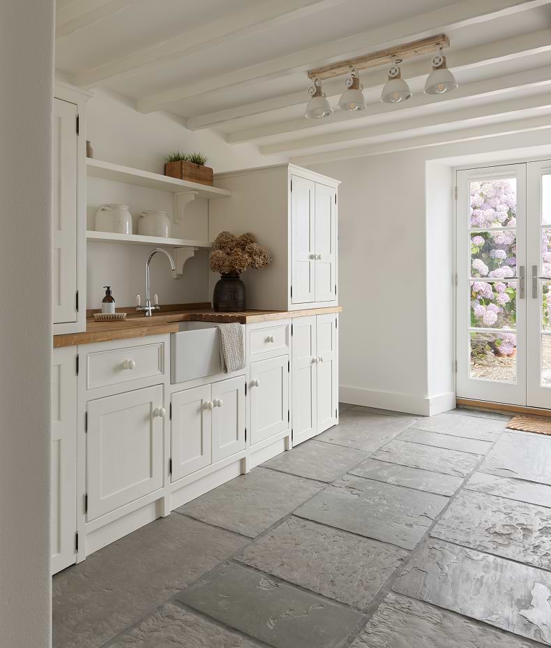 Old Westminster Sandstone Worn & Patinated Finish