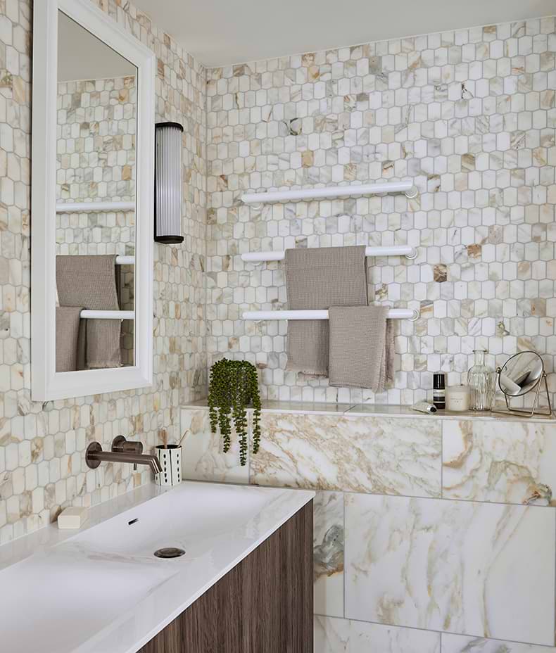 Palazzo Oro Marble Picket Mosaic