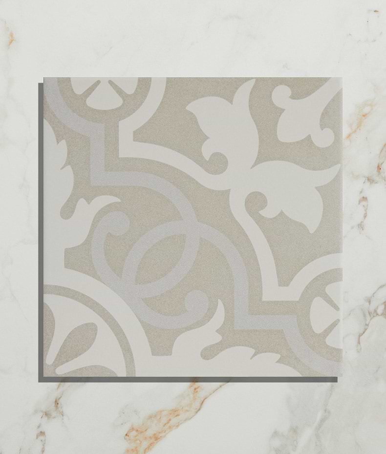 Parisian Chic Porcelain Lilas