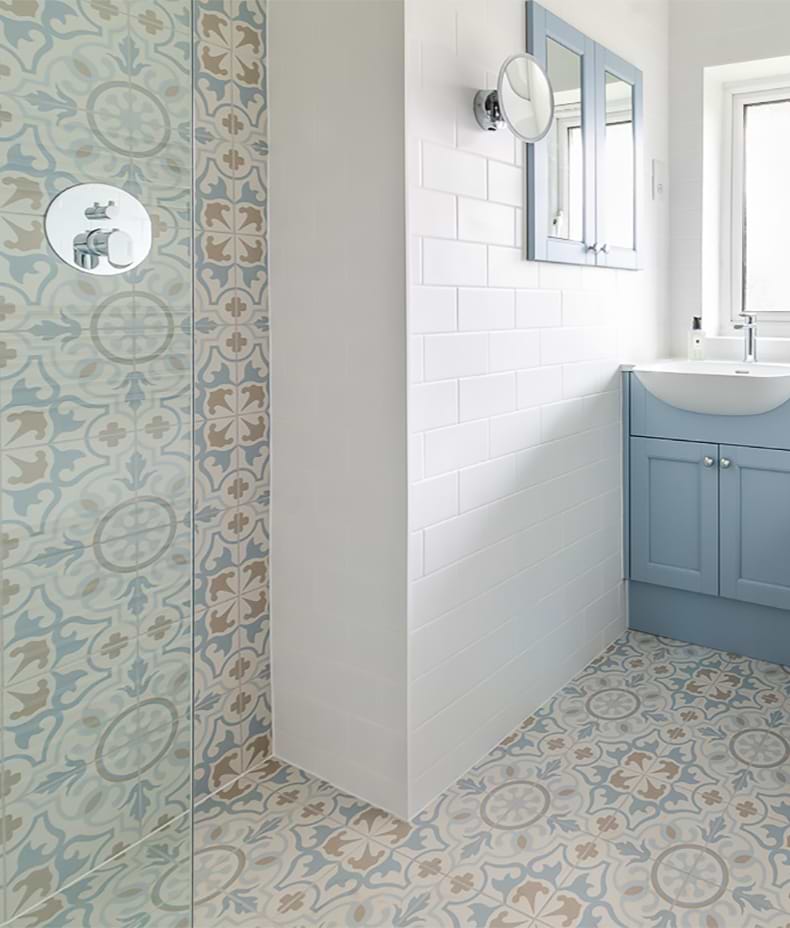 Parisian Chic Porcelain Paix