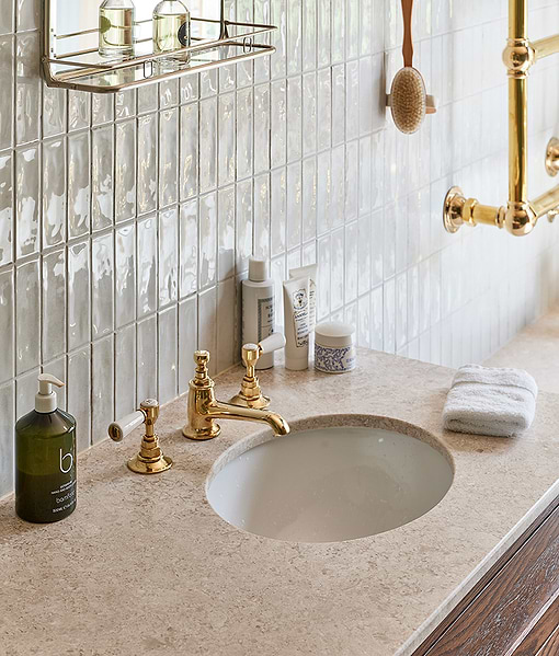 Petite Porcelain Gloss White