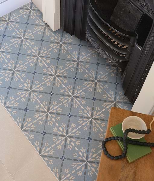 Aventuras Porto Blue Porcelain