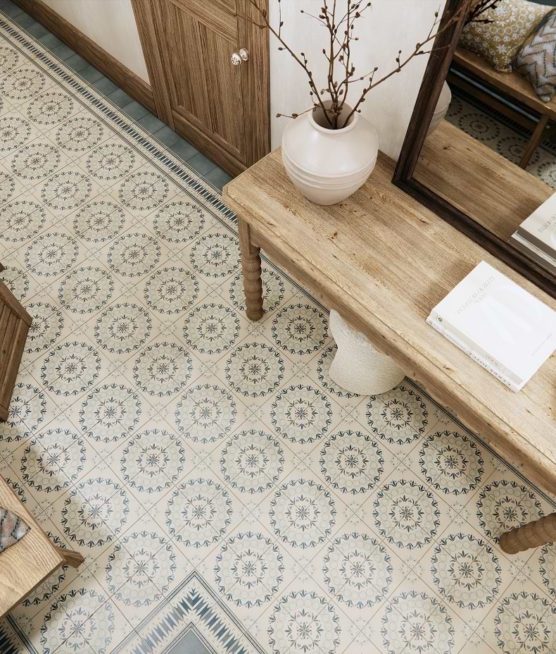 Aventuras Ziggy Border Blue Porcelain