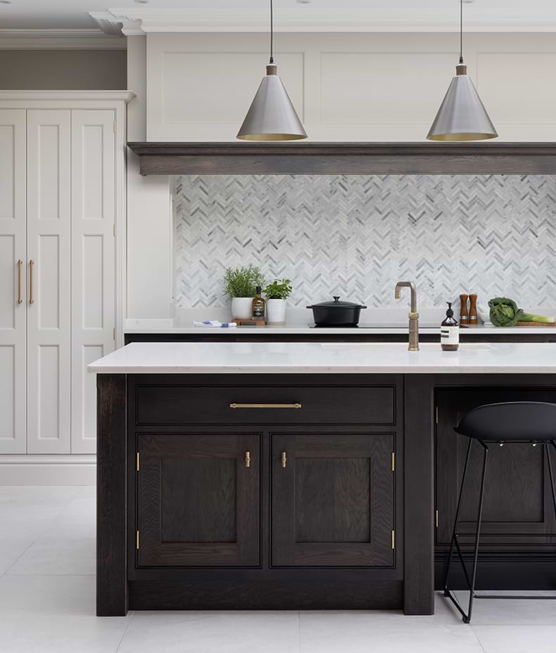Riverside Porcelain Perla