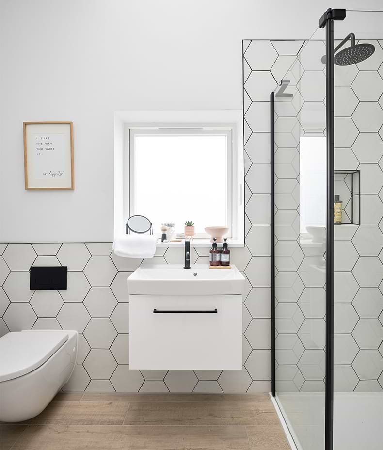 Signature Porcelain Pearl White