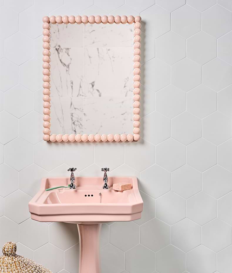 Signature Porcelain Pearl White