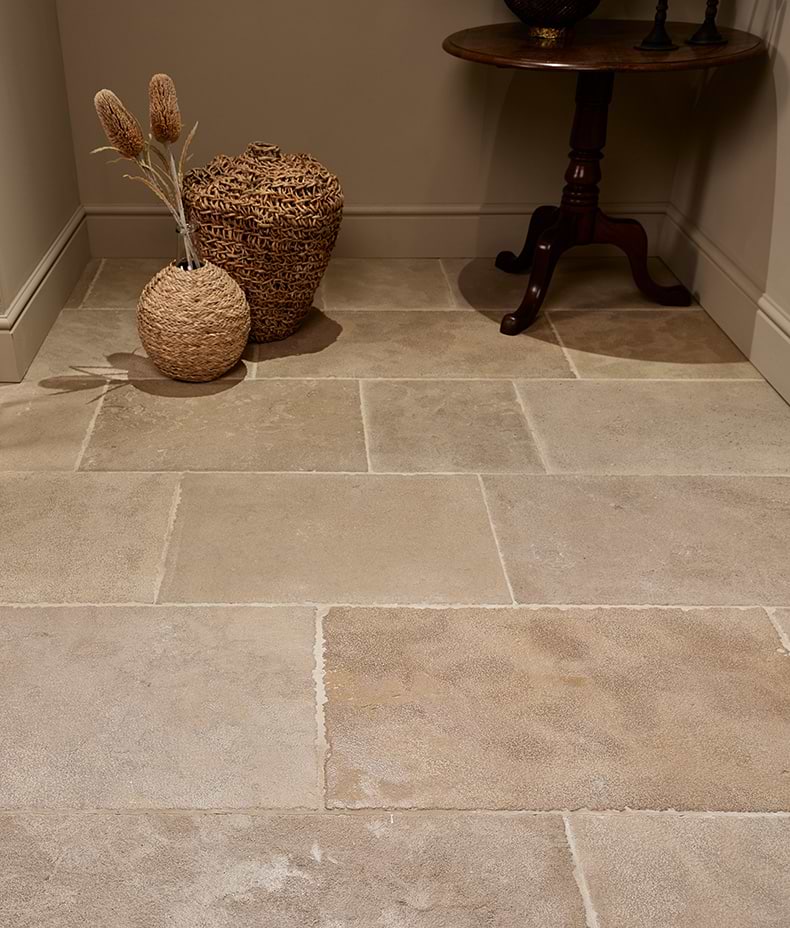 Touraine Limestone Seasoned