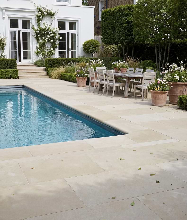 Trafalgar Sandstone Etched