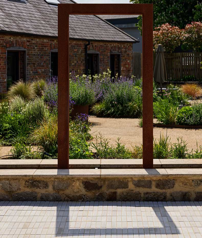 Trafalgar Sandstone Klinkers Tumbled