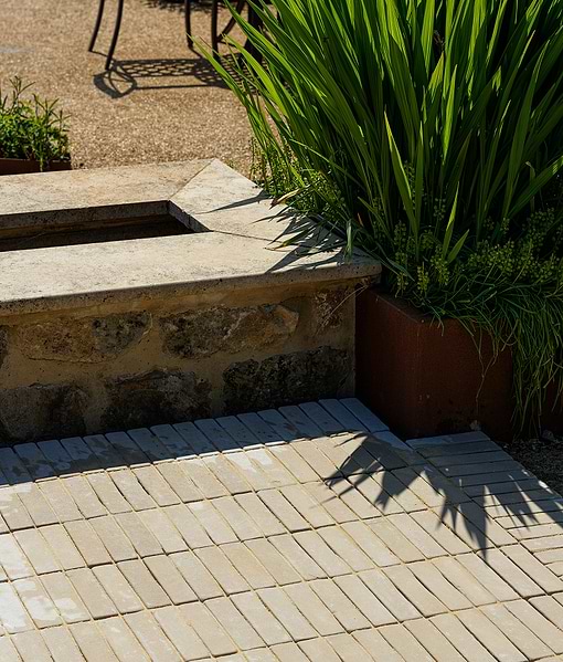 Trafalgar Sandstone Klinkers Tumbled