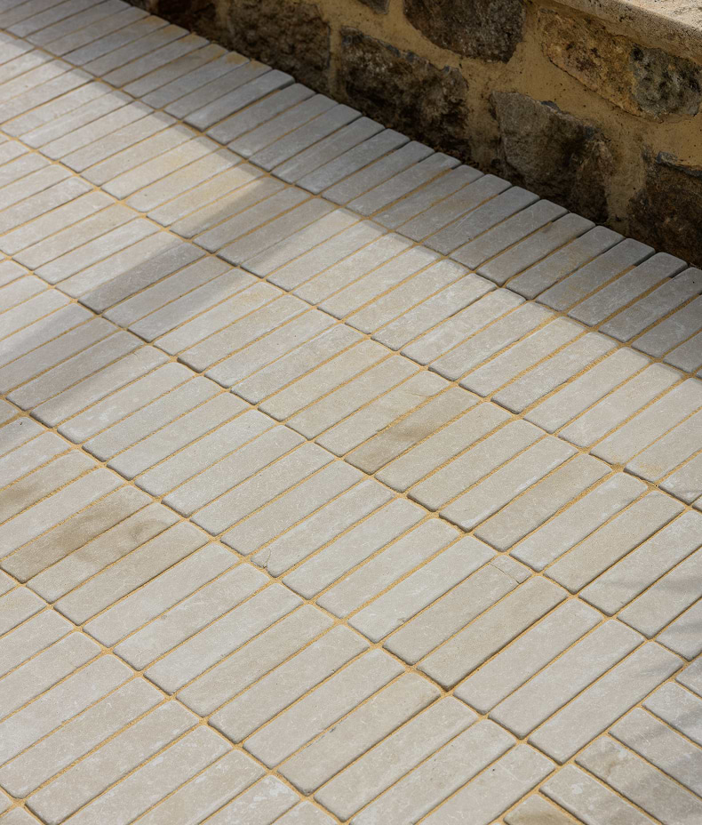 Trafalgar Sandstone Klinkers Tumbled