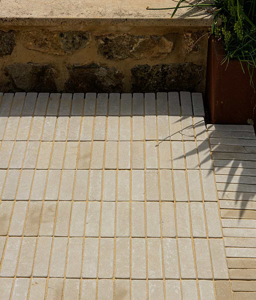 Trafalgar Sandstone Klinkers Tumbled