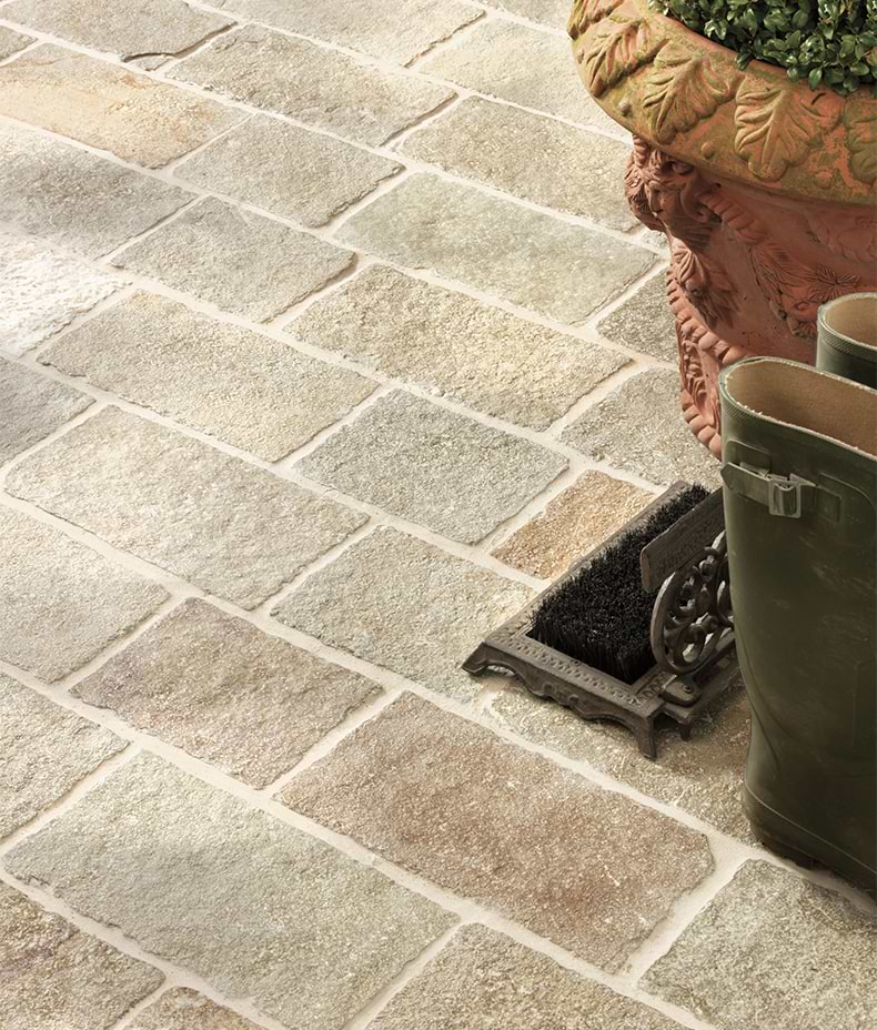 Trusloe Limestone Cobble Seasoned Finish