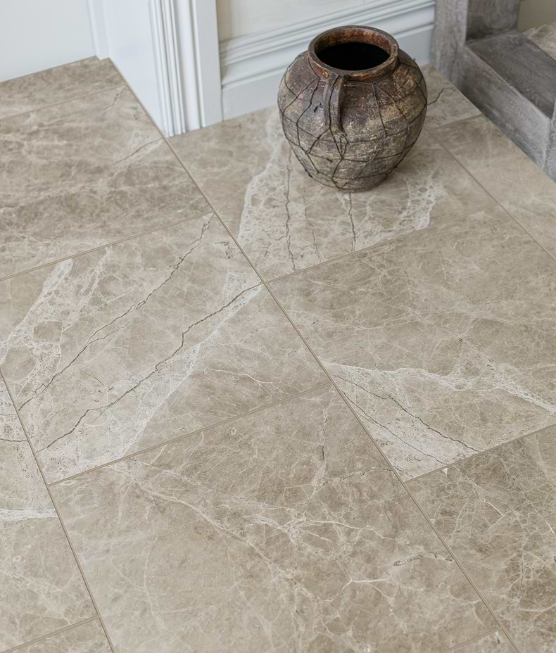 Versailles Marble Brun Honed