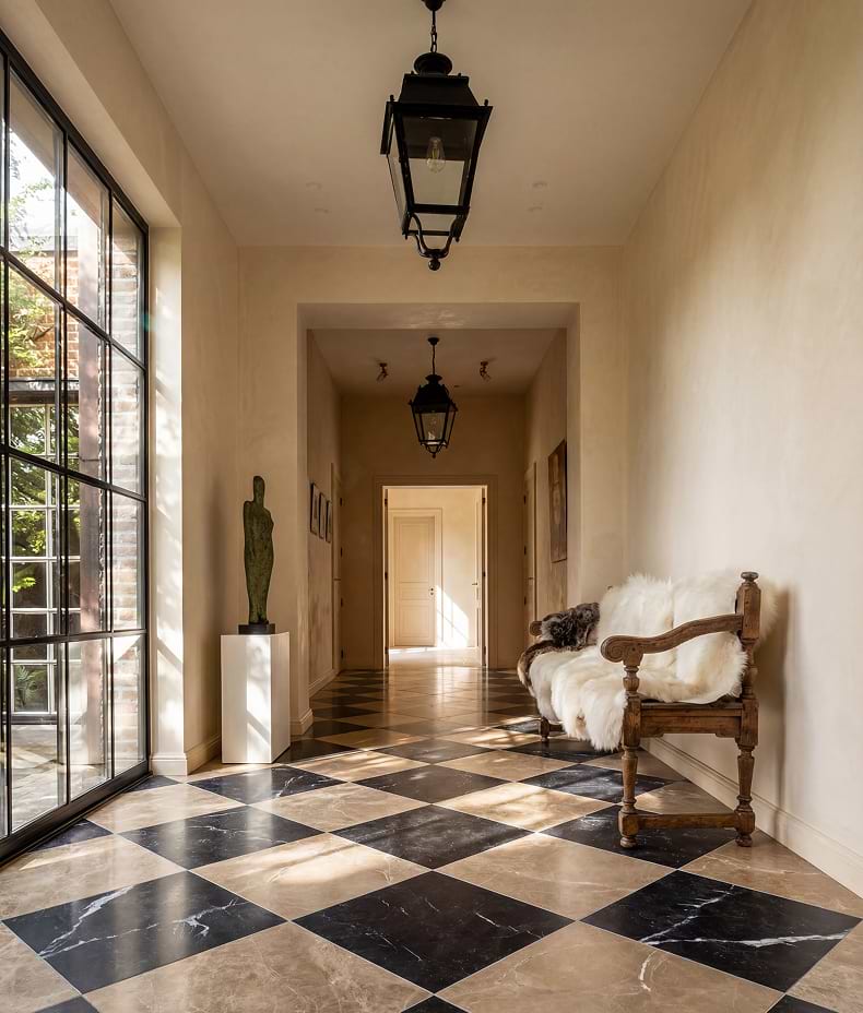 Versailles Marble Brun Honed