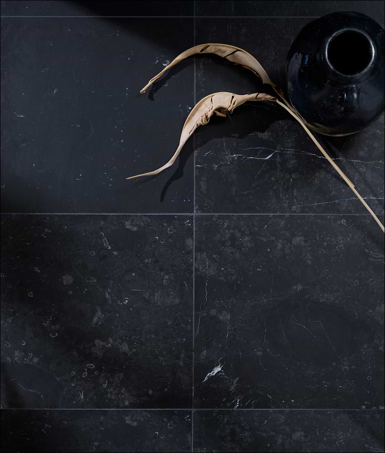 Versailles Marble Noir Honed