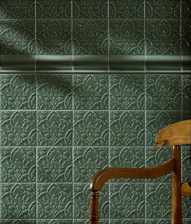 Victorian Style™ Wall Ceramic Hampton Court Vines Cabbage Green Gloss
