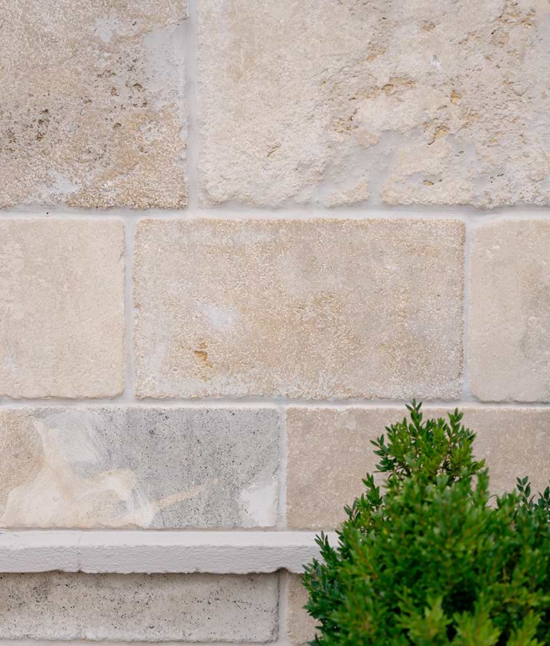 Vieux Bourgogne Limestone Ancient Finish