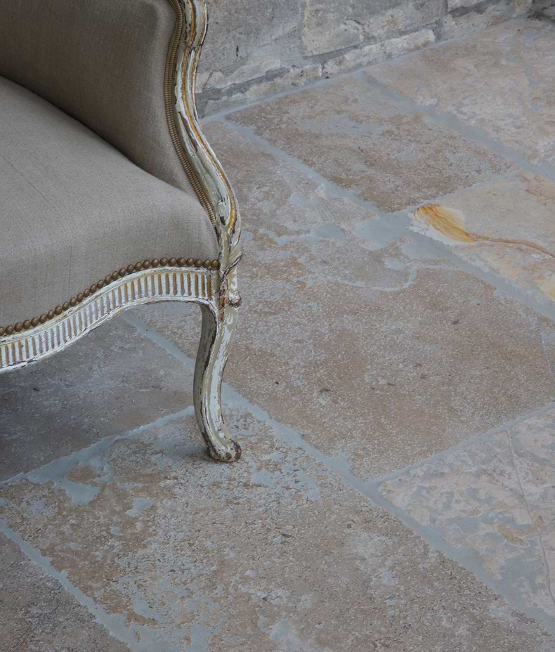 Vieux Bourgogne Limestone Artisan Antiqued Finish