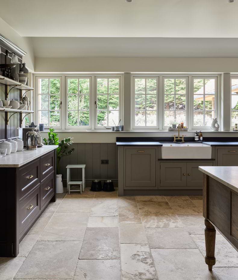 Vieux Bourgogne Limestone Ancient Finish