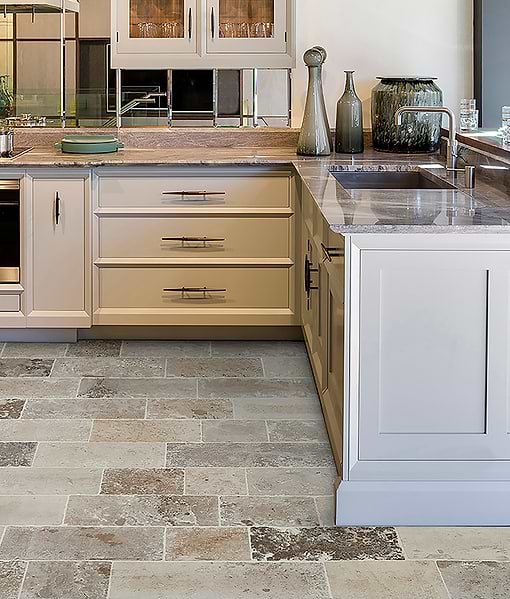 Vieux Bourgogne Limestone Cobbles Weathered Finish