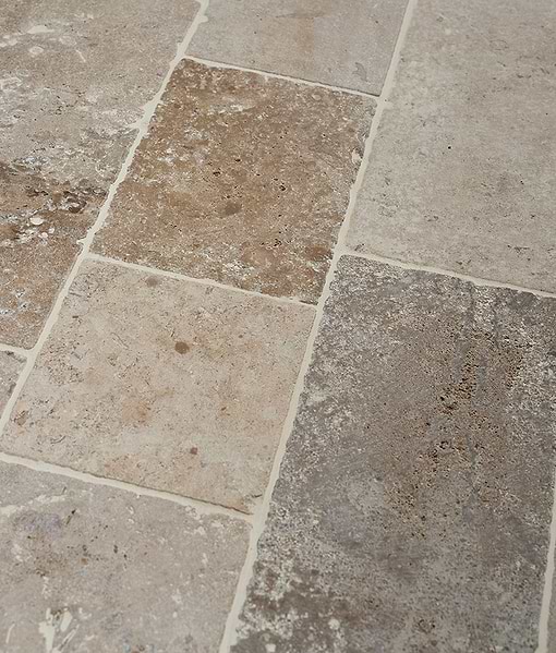 Vieux Bourgogne Limestone Cobbles Weathered Finish
