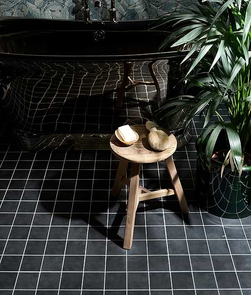 Victorian Style™ Porcelain Anthracite Field
