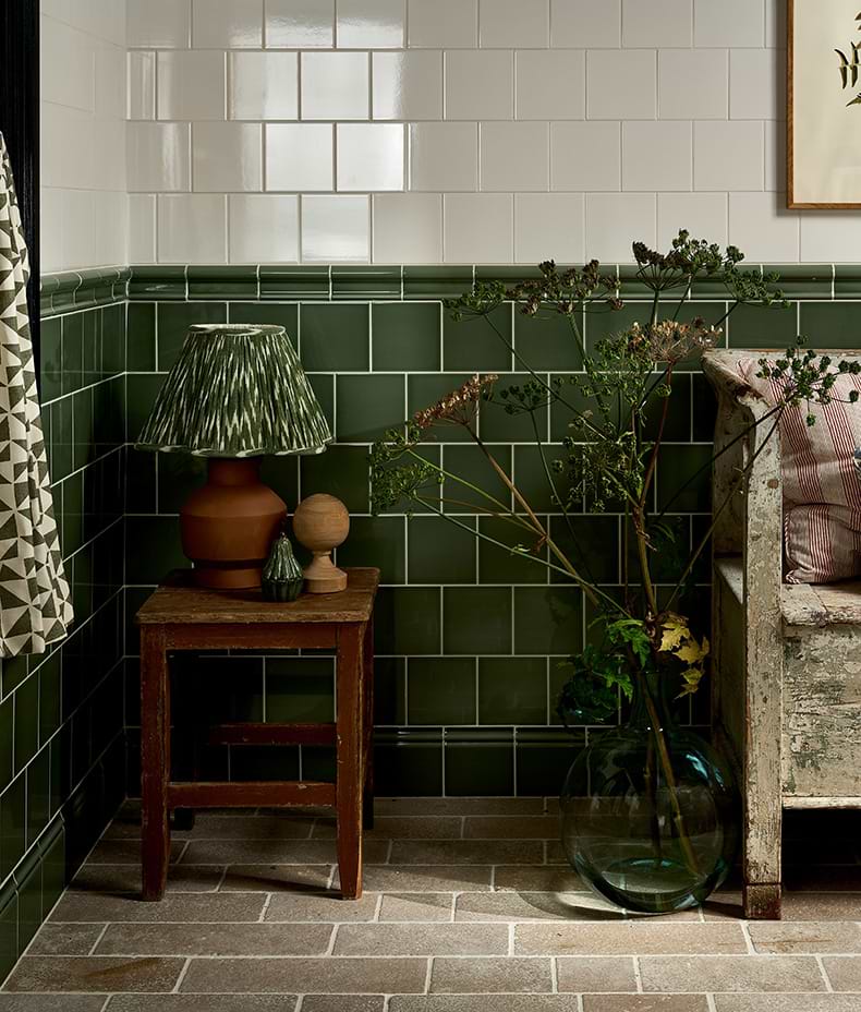 Victorian Style™ Wall Ceramic Cabbage Green Square