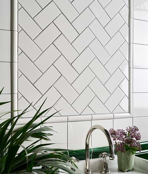 Victorian Style™ Wall Ceramic Antique White Simple Beading Crackle Glaze