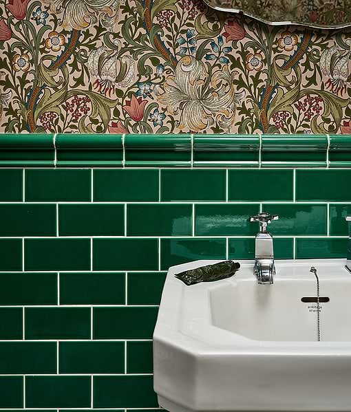 Victorian Style™ Wall Ceramic Emerald Green Metro