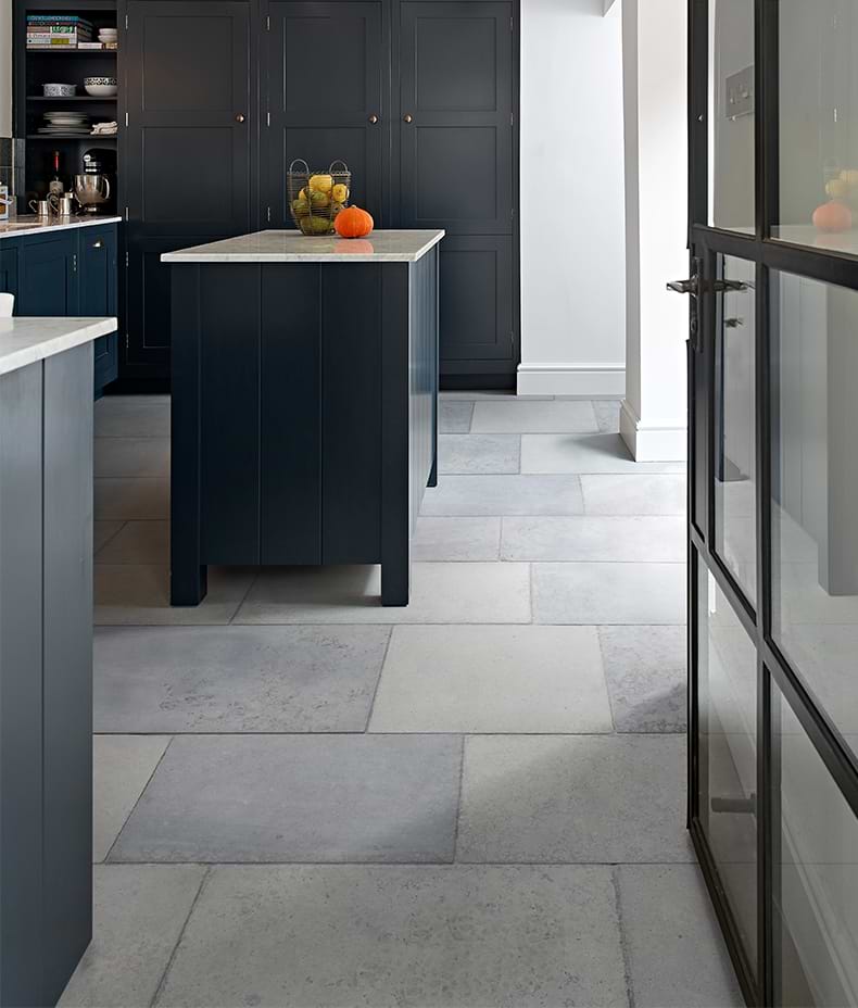 Wareham Limestone Tumbled & Etched Finish