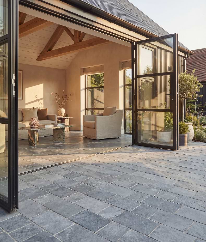Wexford Limestone Cobbles Tumbled Finish | Ca' Pietra