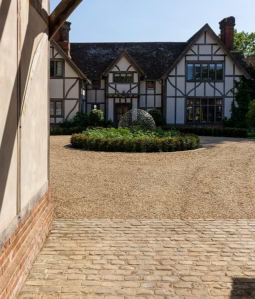 Windsor Sandstone Cobbles Reclaimed & Sawn
