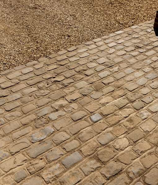Windsor Sandstone Cobbles Reclaimed & Sawn