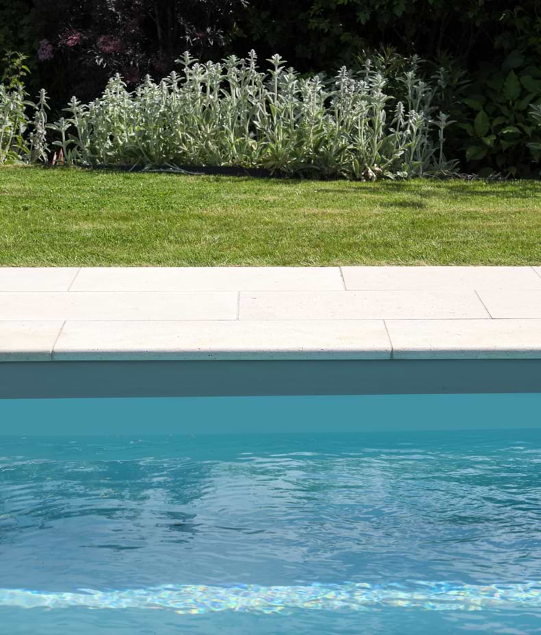 Wychwood Limestone Etched Bullnose Coping