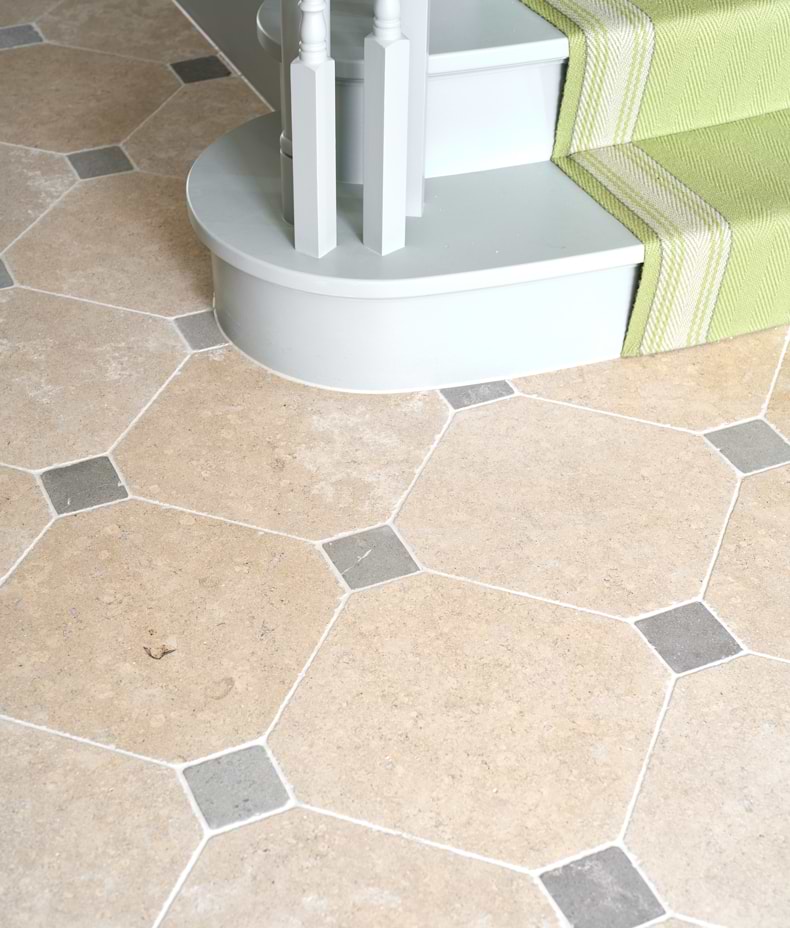 Wychwood Limestone Tumbled Finish