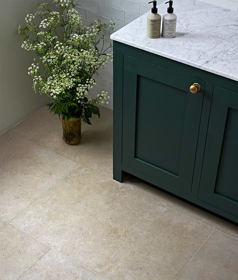 Wychwood Limestone Velvet Finish