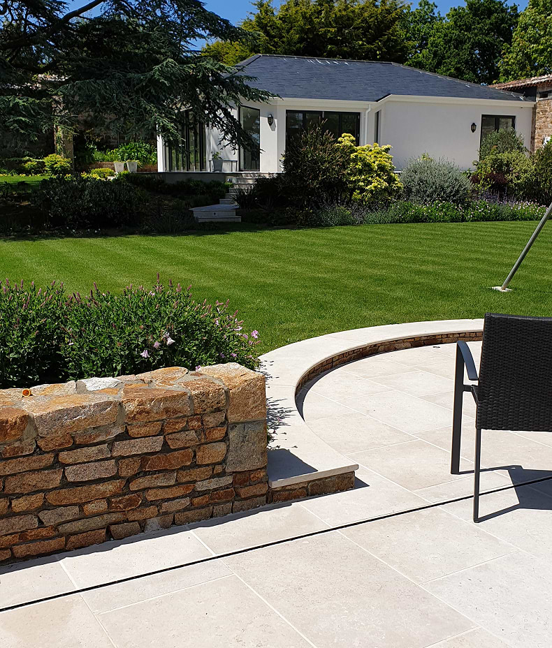 Wychwood Limestone Dry Etched Slab