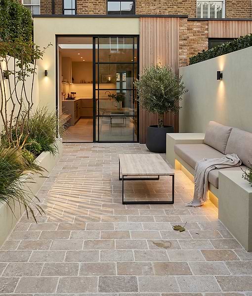 Wychwood Limestone Cobbles Tumbled & Etched