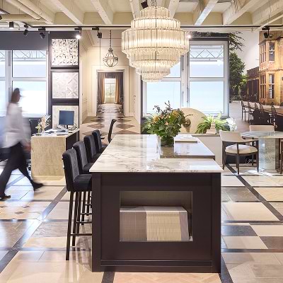 SHOWROOMS & PARTNERS