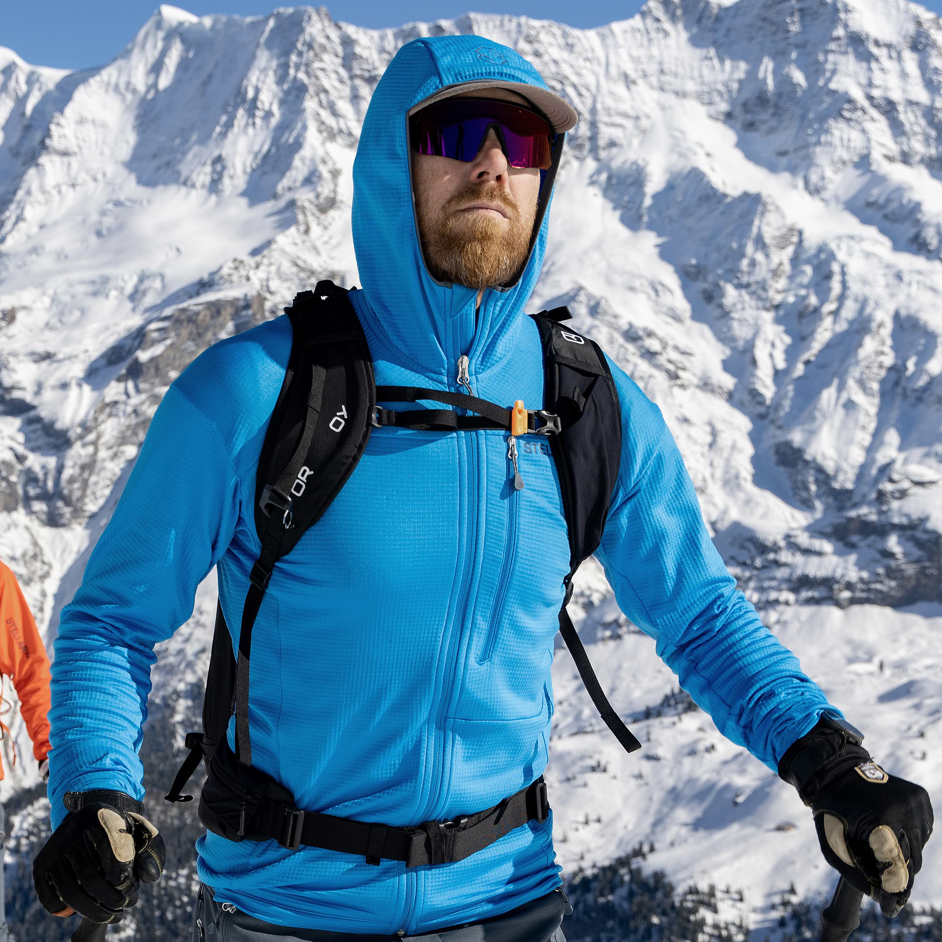 M Guide Grid Mid Hood