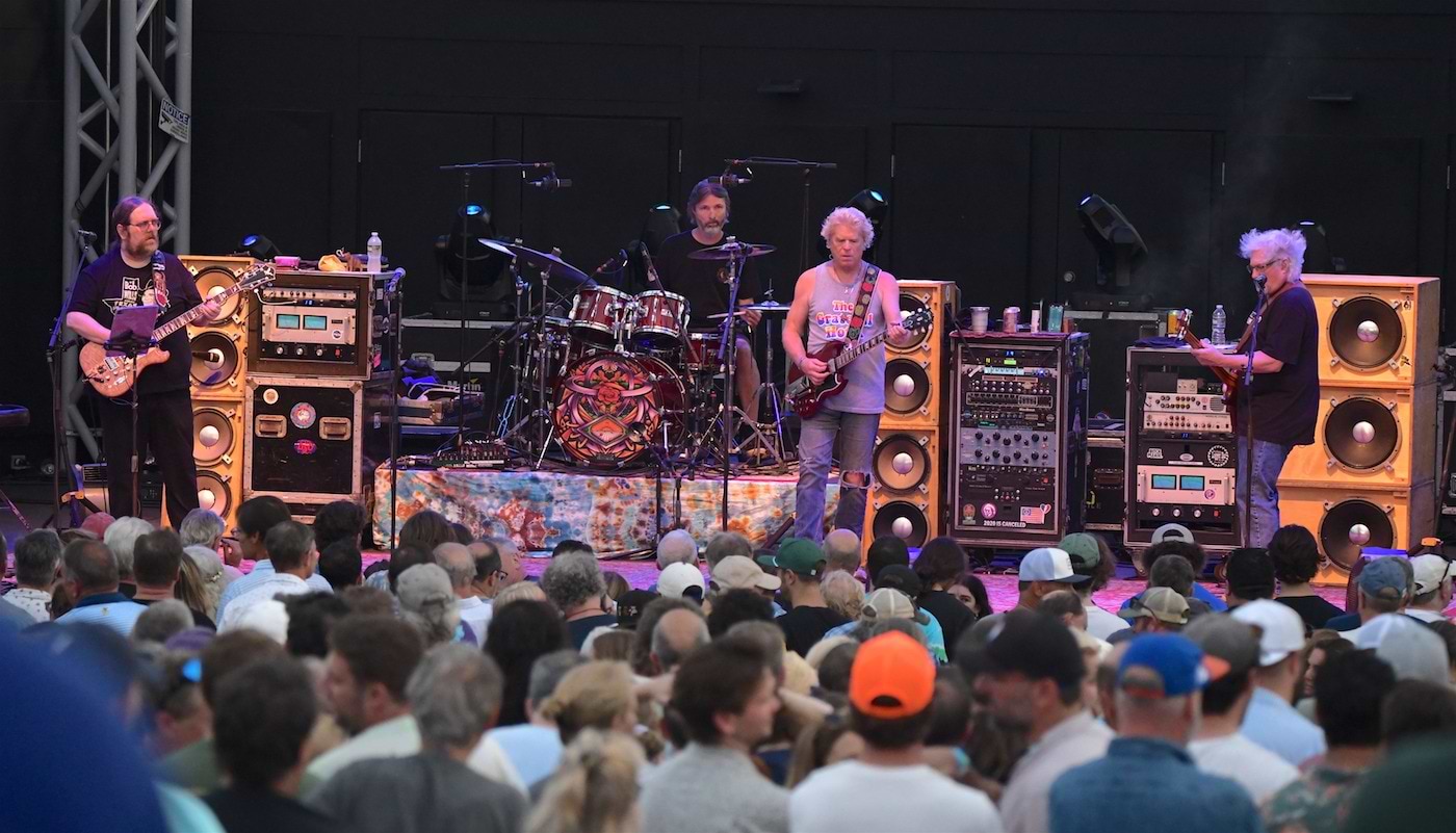 Dark-Star-Orchestra-Photo-JC-