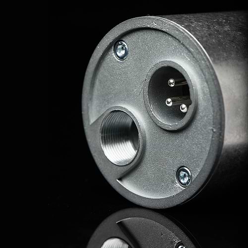 מיקרופון אולפני איכותי להקלטות המאפשר לעבור בין שלוש צורות מיקרופון, ASTONMICROPHONES SPIRIT