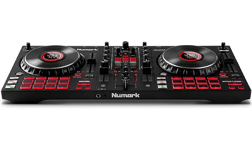 ערכת די ג’יי דגם Mixtrack Bundle1 מבית