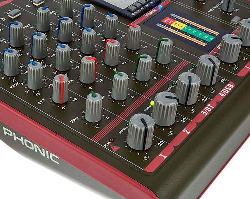 מיקסר 4 ערוצים מקליט CELEUS 200 של Phonic