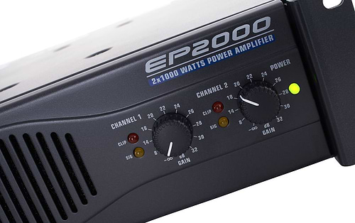 מגבר עוצמתי EP2000 של Behringer