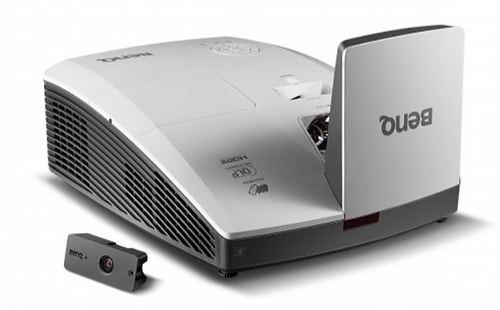 מקרן טווח קצר MW855UST של BenQ